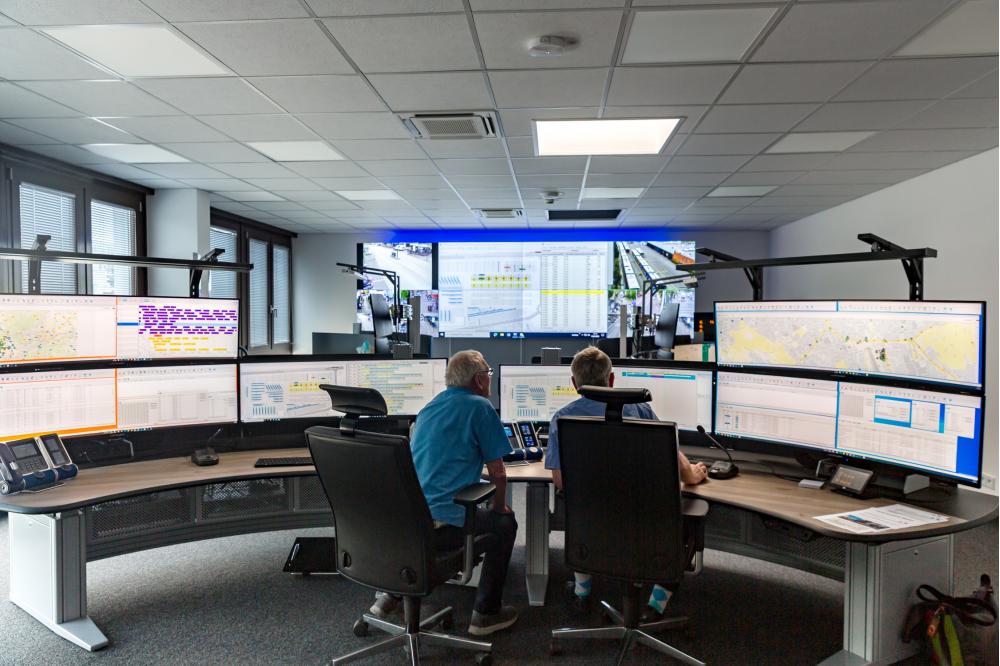 ESWE Verkehr nimmt neue Leitstelle in Betrieb